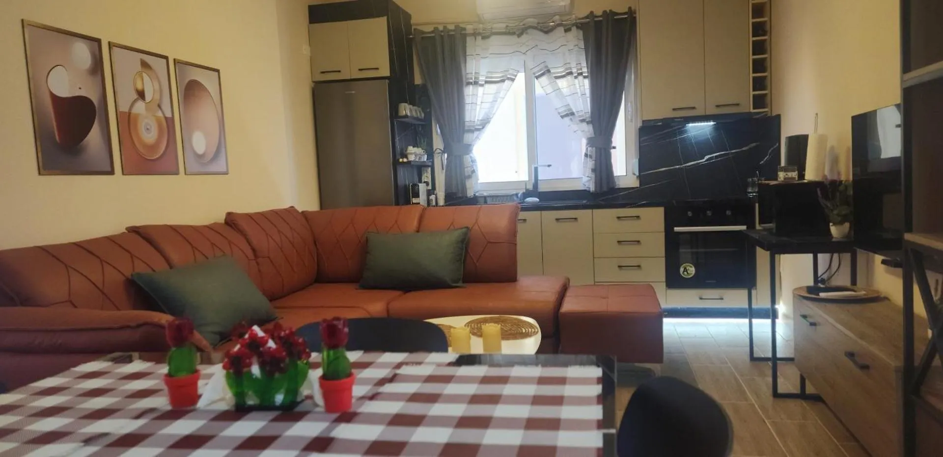 H&H Beach Apartment- Durres, Albania Albânia